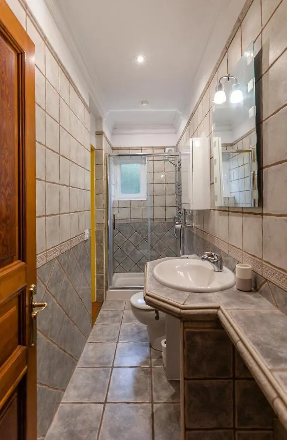 Maison Mialon: Country House Amidst Of Nature La Esperanza  Chalet