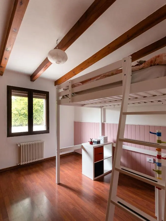 Chalet Maison Mialon: Country House Amidst Of Nature La Esperanza